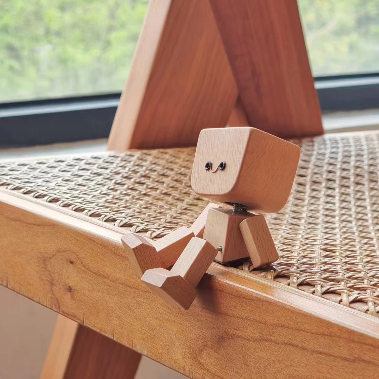 Muñeco de Madera con Caras Magnéticas